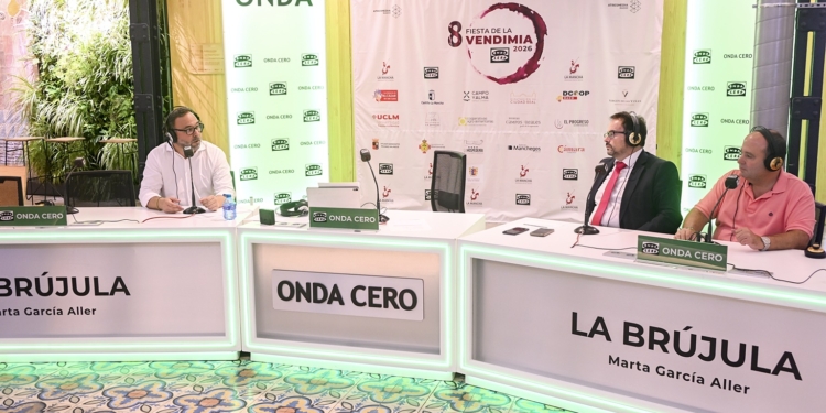 El Mercado de Abastos de Tomelloso se convierte en escenario para el programa «La Brújula» de Onda Cero