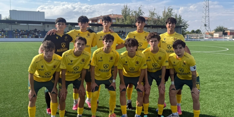 El Juvenil B del Atlético Tomelloso se deja dos puntos en Valdepeñas pese a dominar durante gran parte del encuentro