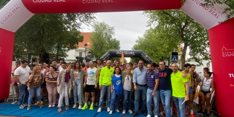 Mohamed Massat y Marta Maza se llevan la victoria en una multitudinaria 10K Ciudad de Tomelloso con más de 1.000 participantes
